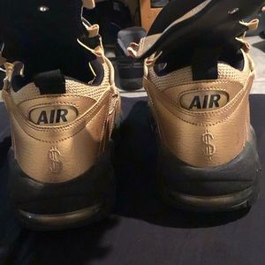 metallic gold sneakers mens